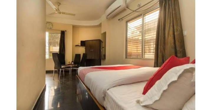 Skyline Lodge Siliguri Dış mekan fotoğraf